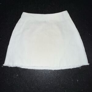 UEC URBAN OUTFITTERS IVORY WHITE TEXTURED 100% COTTON MINI SKIRT BACK ZIPPER SM
